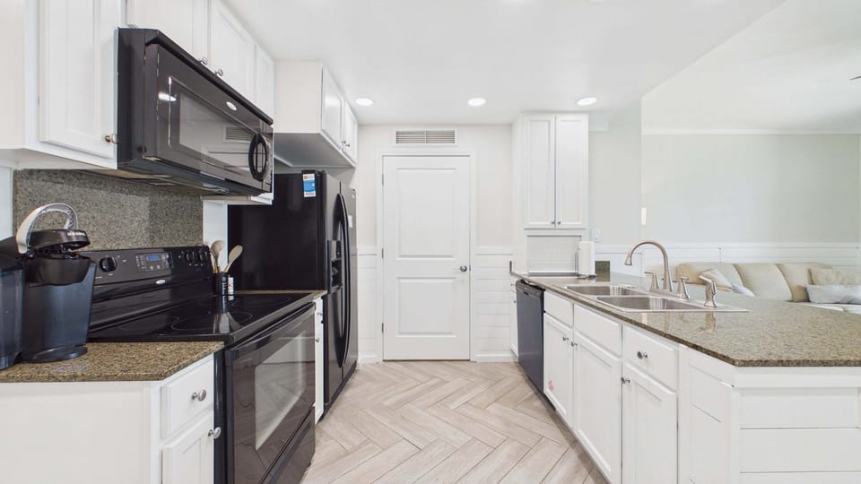 Kitchen equipped with all the cooking essentials