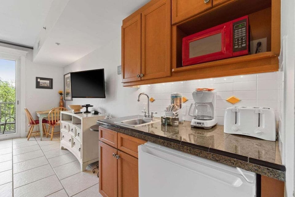 Kitchenette