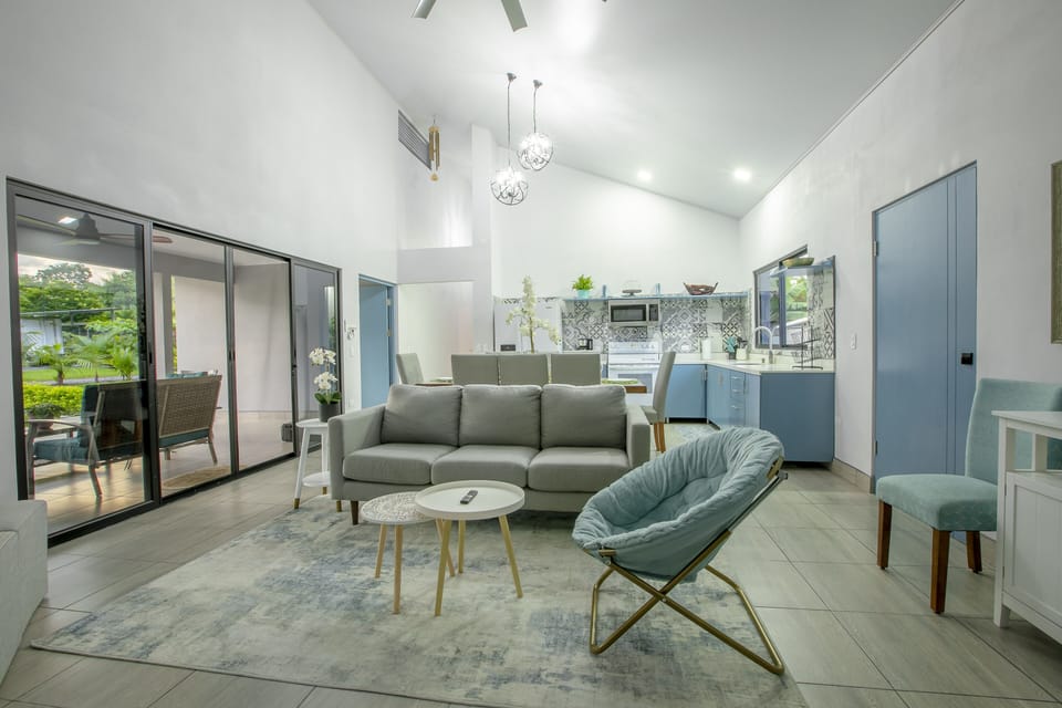 Living and dinning areas