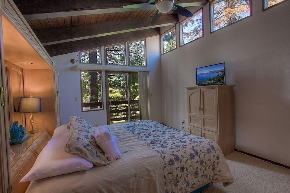 House, 4 Bedrooms | 4 bedrooms, WiFi (free), bed sheets