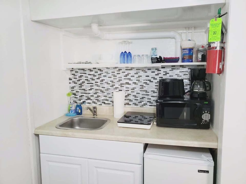 Kitchenette