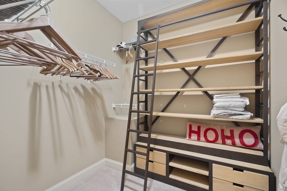 Primary Closet - Main Level