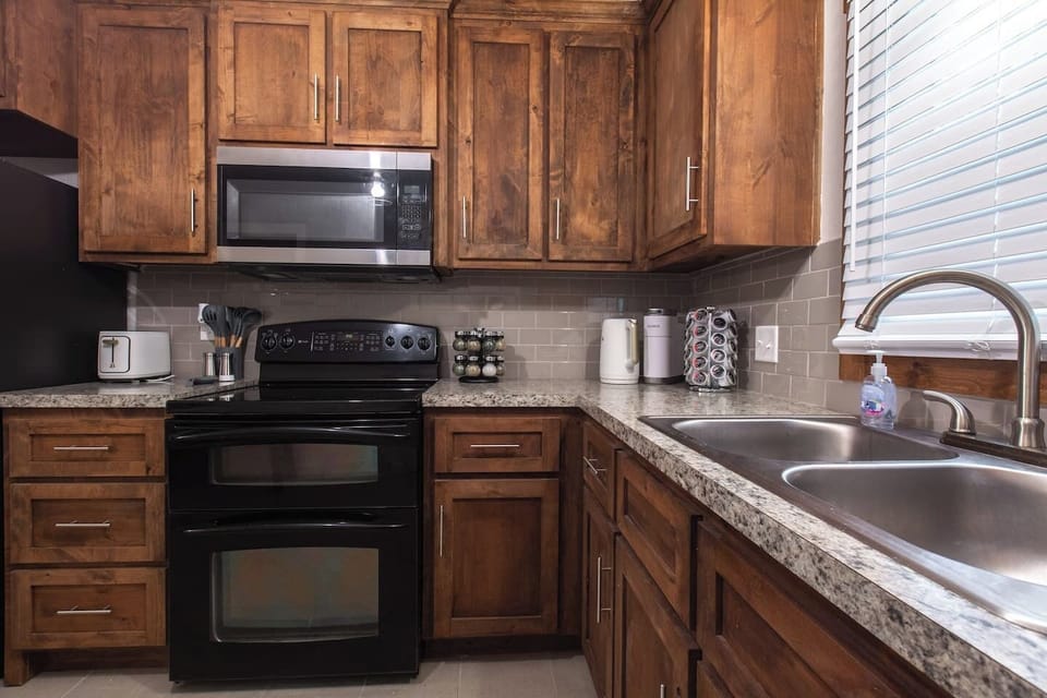Enjoy the luxury of a fully equipped kitchen for a seamless culinary experience.