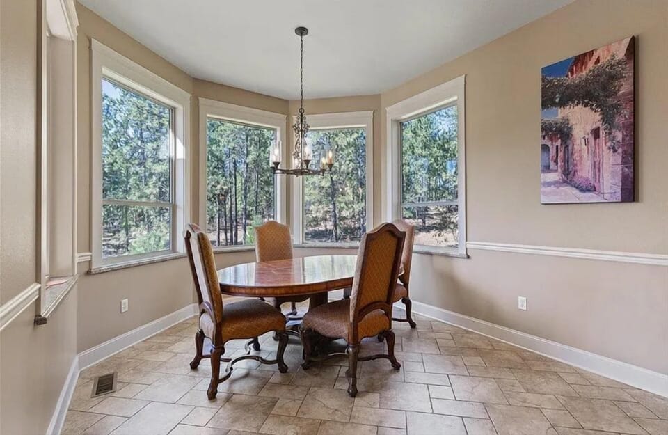 Informal dining area