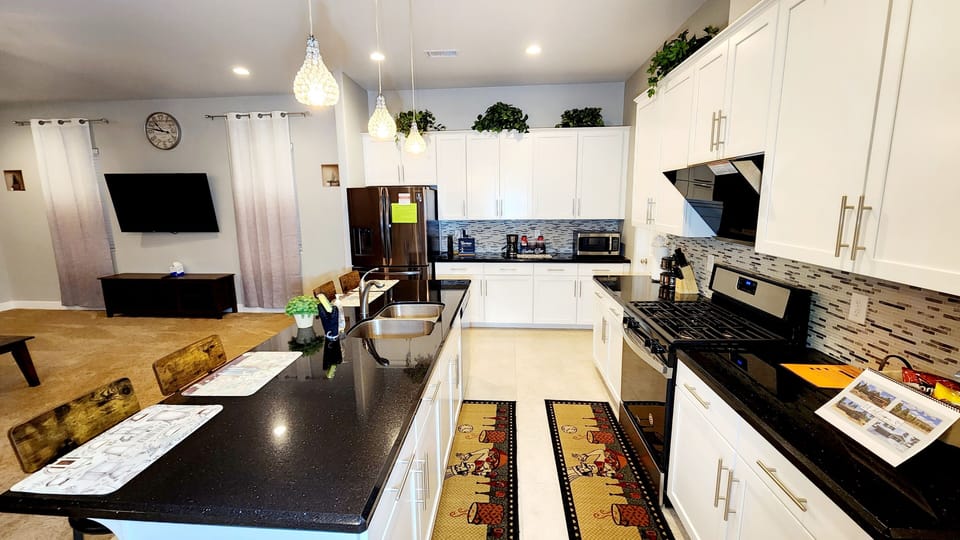 Full service kitchen for all your cooking needs! 