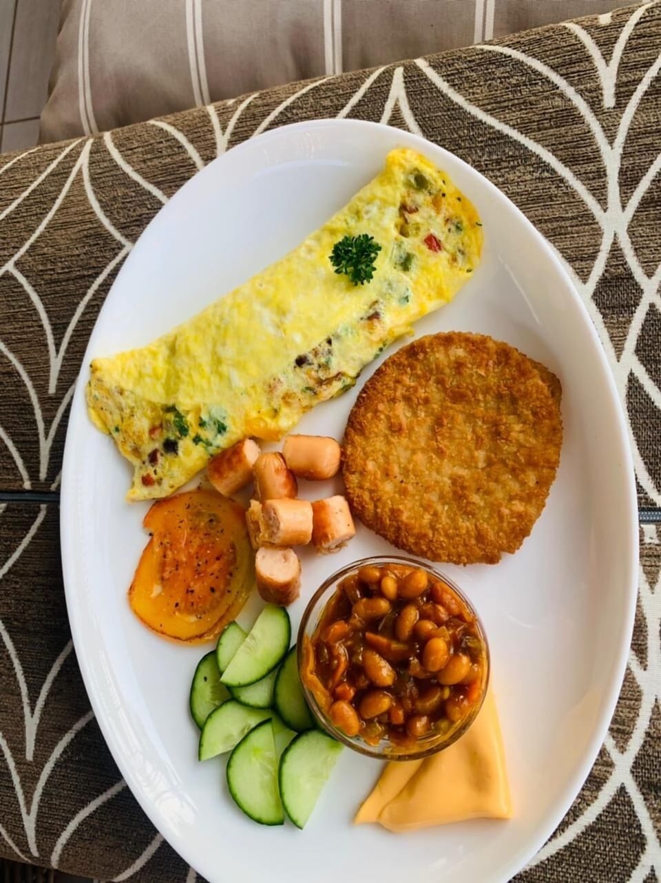 Daily English breakfast for a fee