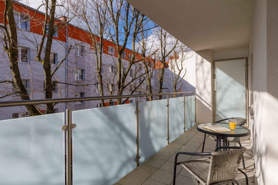 View from the apartment of the surrounding area. 