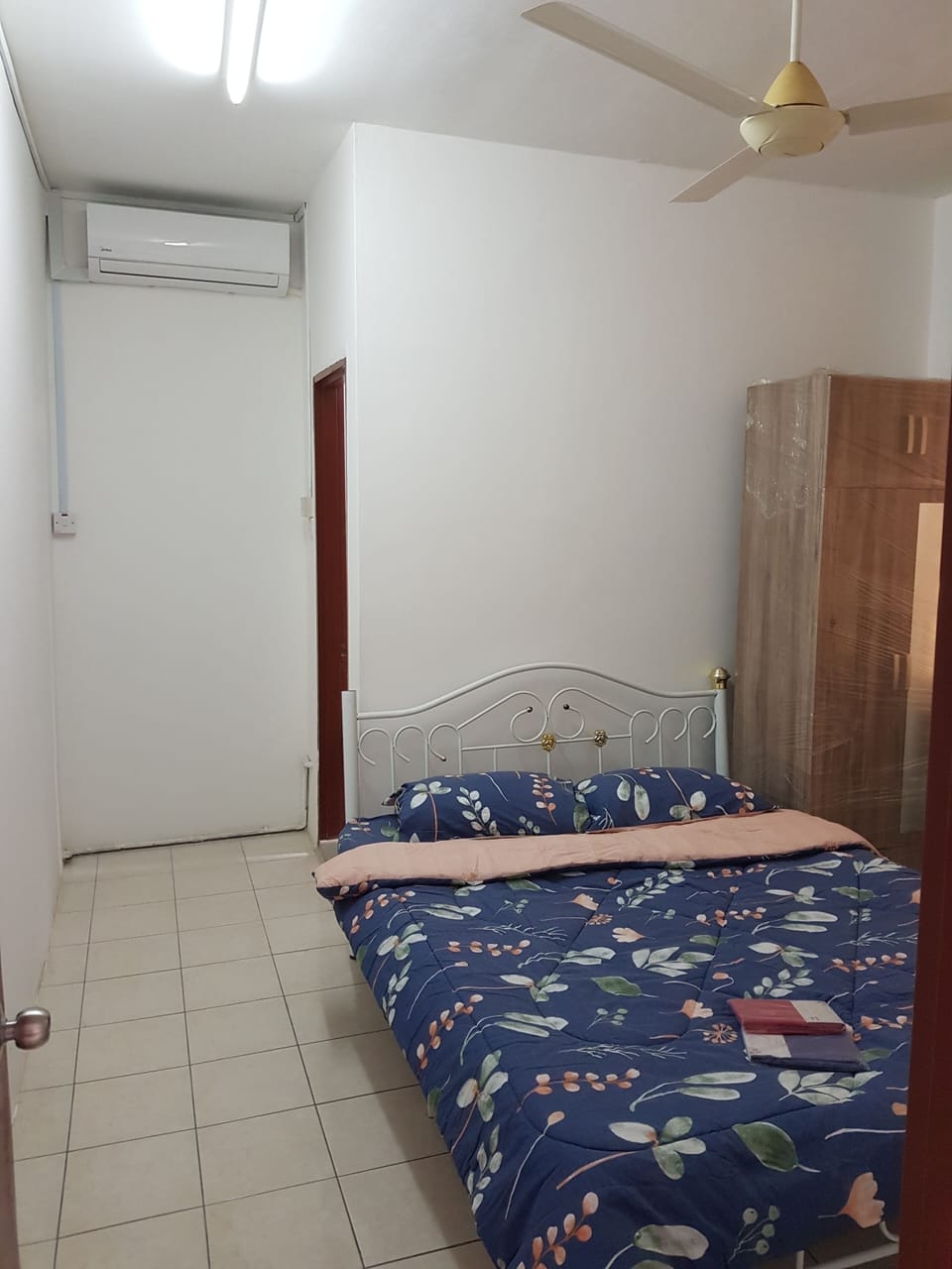 Family Apartment | 3 bedrooms, blackout drapes, iron/ironing board, free WiFi