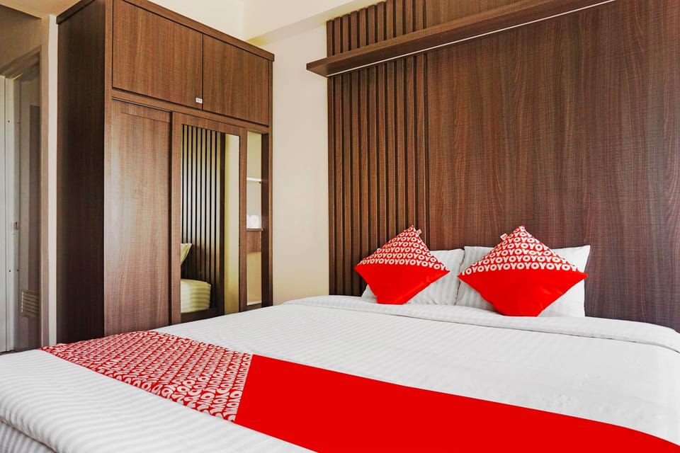Deluxe Double Room | Desk, laptop workspace, free WiFi, bed sheets