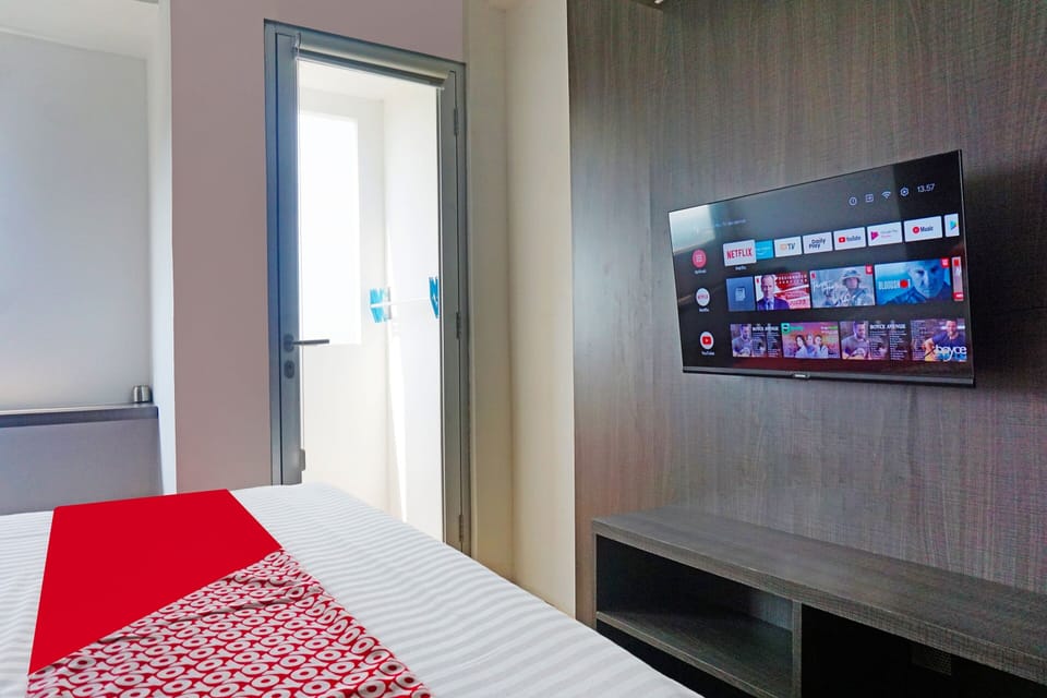 Deluxe Double Room | Desk, laptop workspace, free WiFi, bed sheets