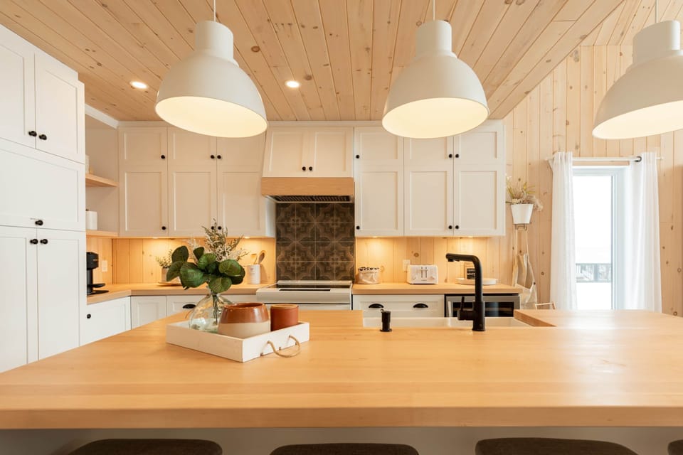 Bright kitchen