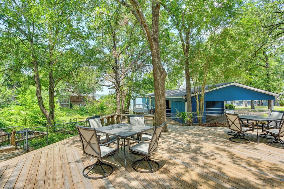 Private Decks | Charcoal Grill | Outdoor Seating | Lake Views