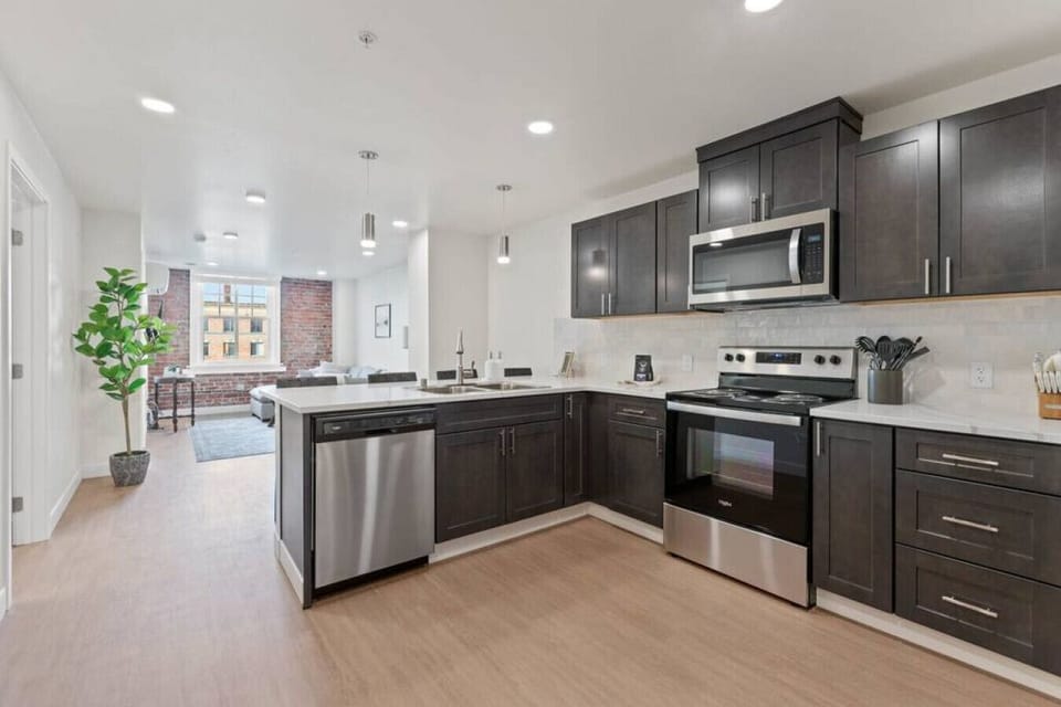 Enjoy complimentary coffee & tea from your own in-unit kitchen.