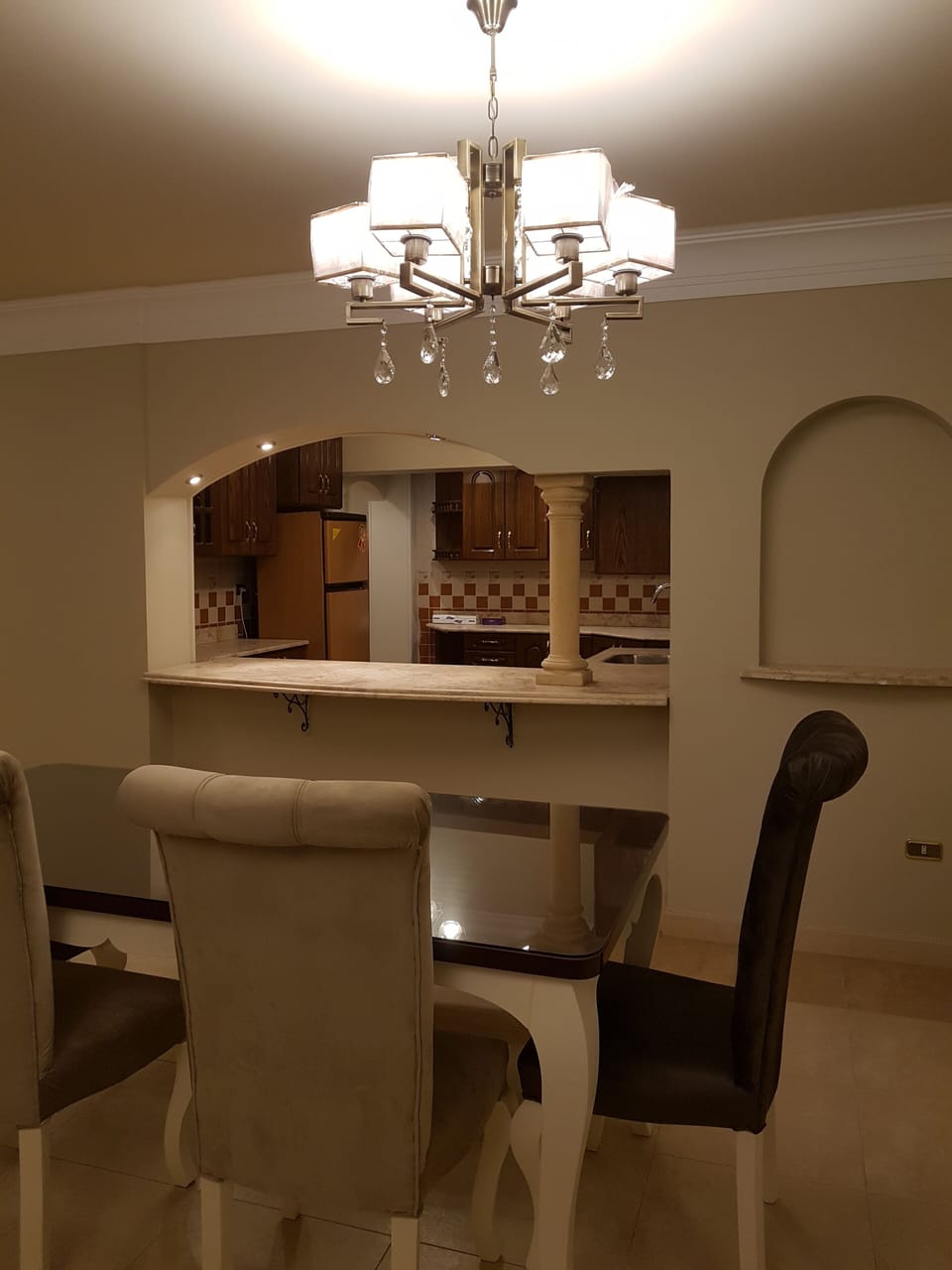 The kitchen Bar
