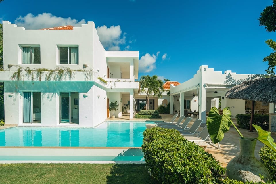 Casa Maroc - 6BDR in golf & beach resort w/ breakfast chef, butler & golf cart (5293)