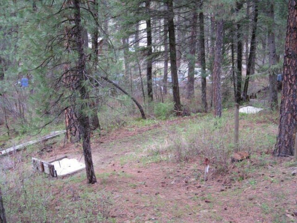 Horseshoe Pit Above the River
