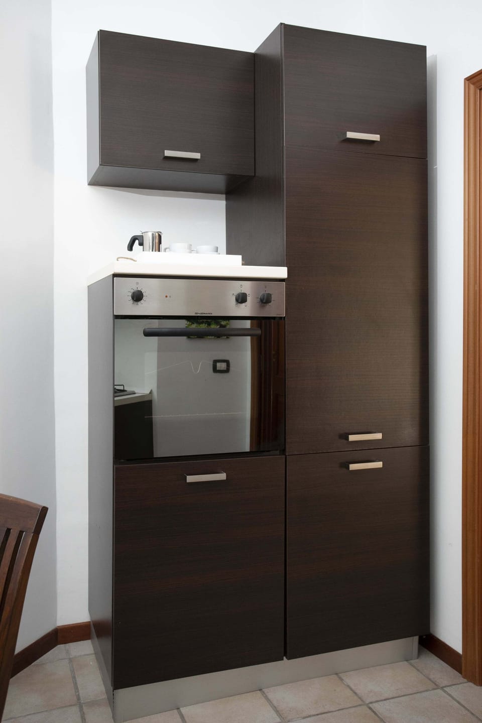 Traditional Villa | Private kitchen | Fridge, oven, stovetop, highchair