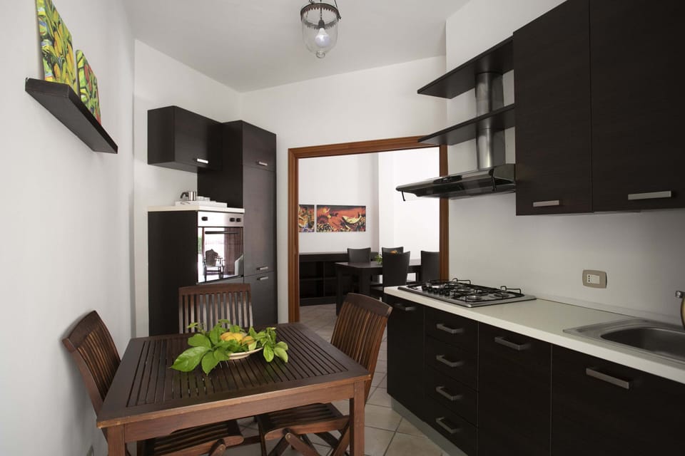 Traditional Villa | Private kitchen | Fridge, oven, stovetop, highchair