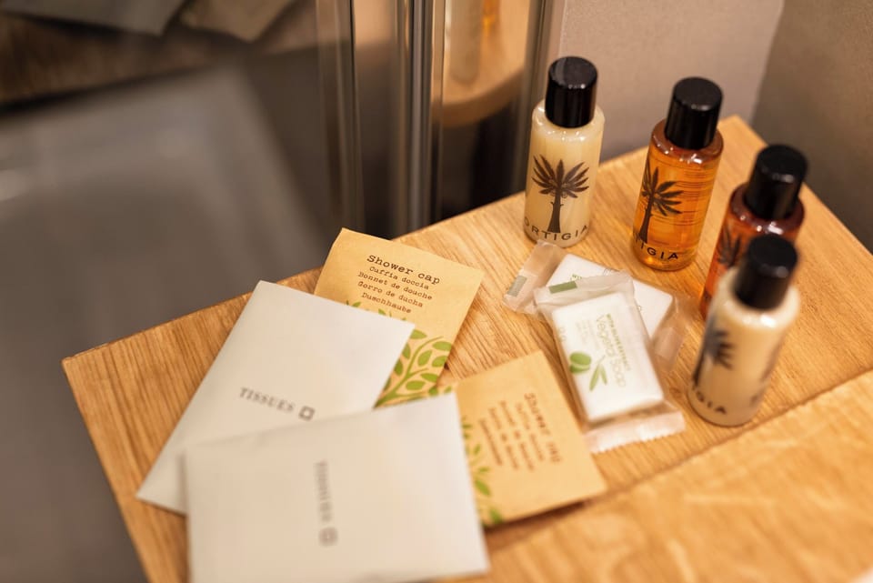 Free toiletries, hair dryer, bidet, towels