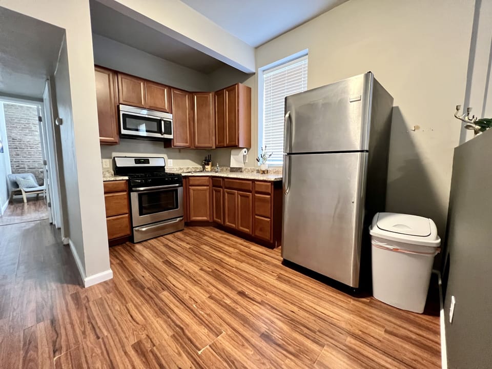 Fully stocked kitchen with all your essential cookware.