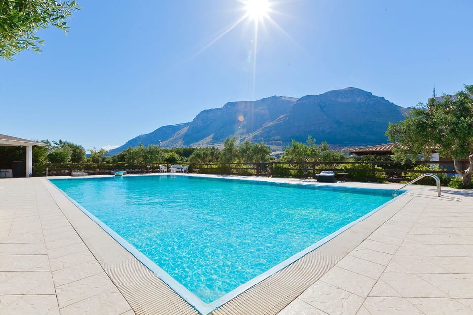 Garden, Outdoor, Pool