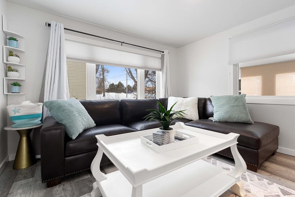 Living Area 2