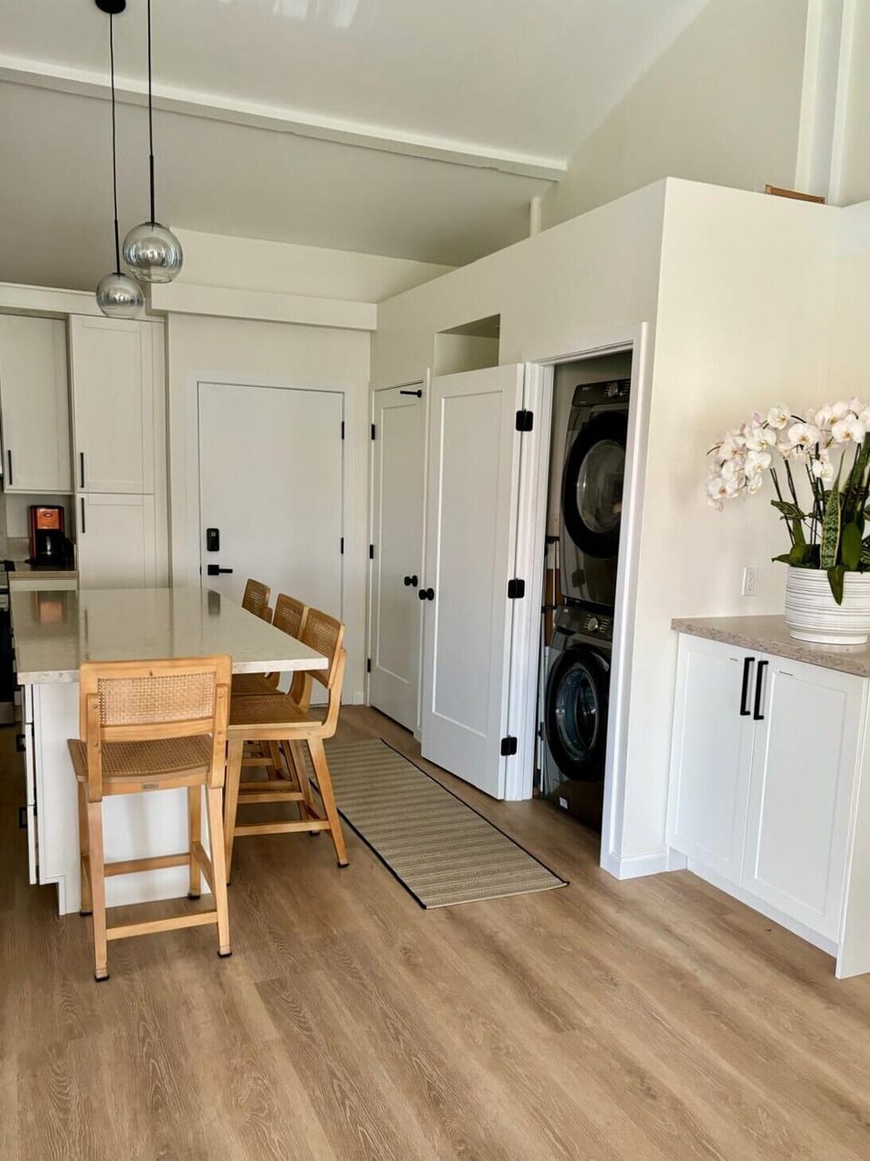 LAUNDRY AREA