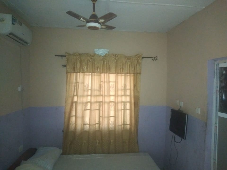 Standard Room | Bed sheets