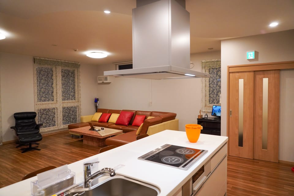 Comfort Villa | Living area | 60-inch flat-screen TV with digital channels, TV
