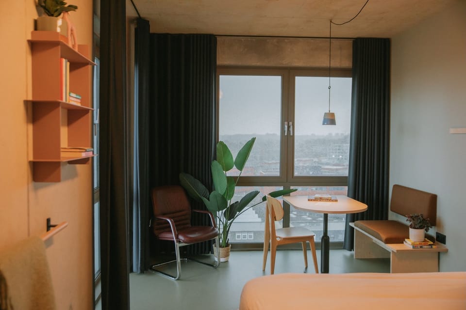 Deluxe Room | In-room safe, desk, laptop workspace, blackout drapes