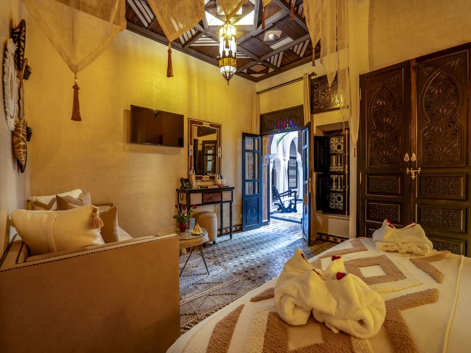 Superior Triple Room, Ensuite, Courtyard View | Egyptian cotton sheets, premium bedding, down comforters