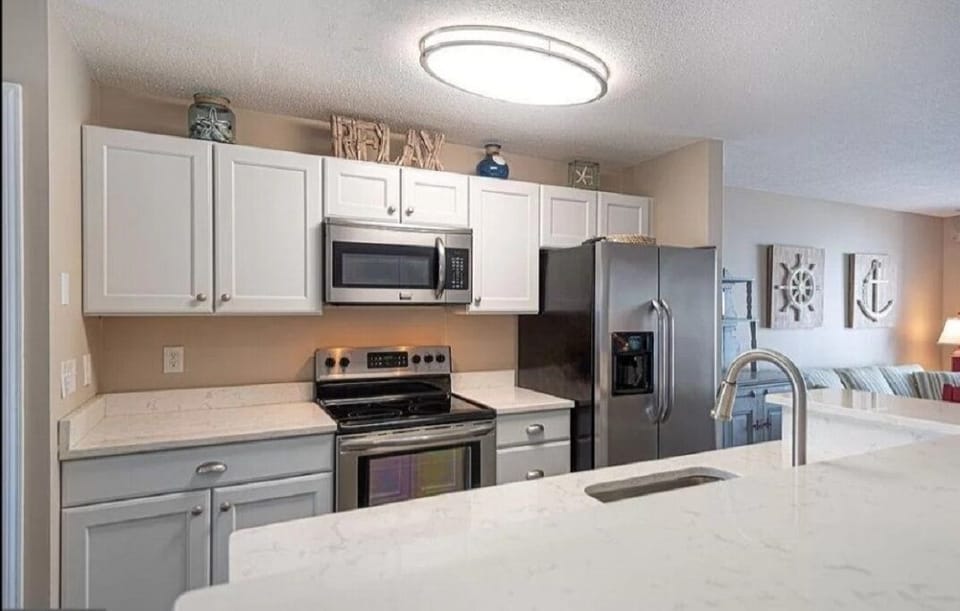 Upgraded stainless steel appliances.