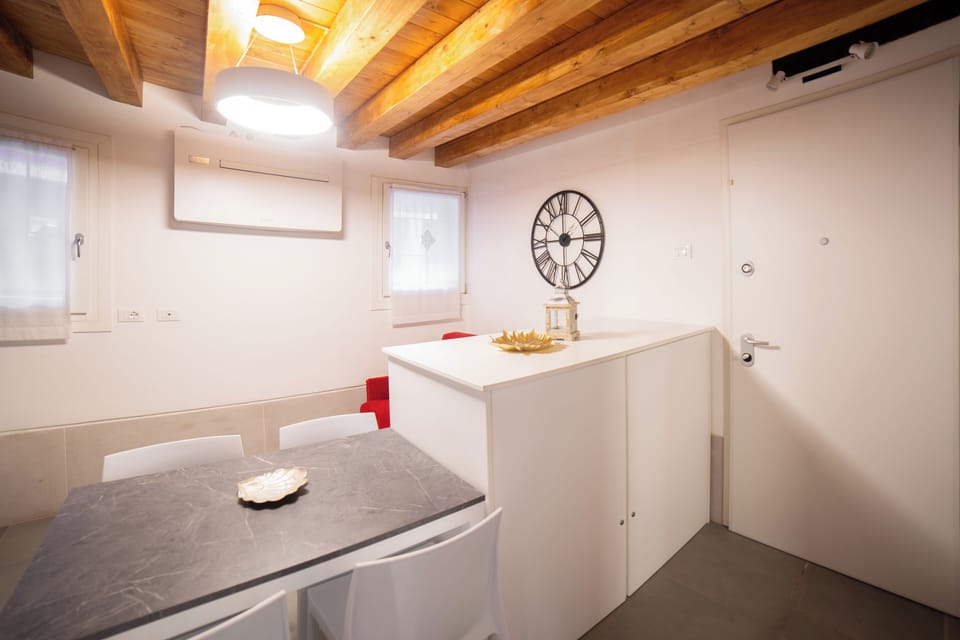 Apartment | Living area | 28-inch flat-screen TV with digital channels, TV