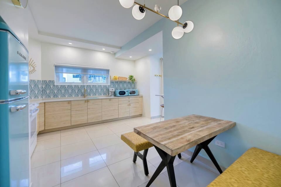 Main House Kitchen Nook