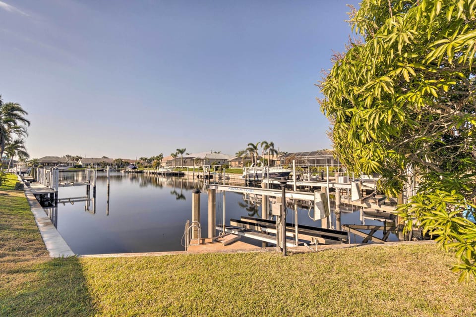 Waterfront | Private Dock | Pet Friendly w/ Fee