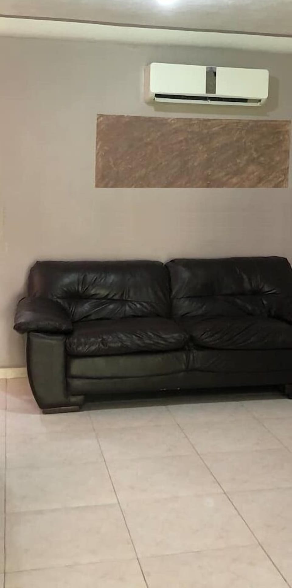 Economy Apartment | Living area