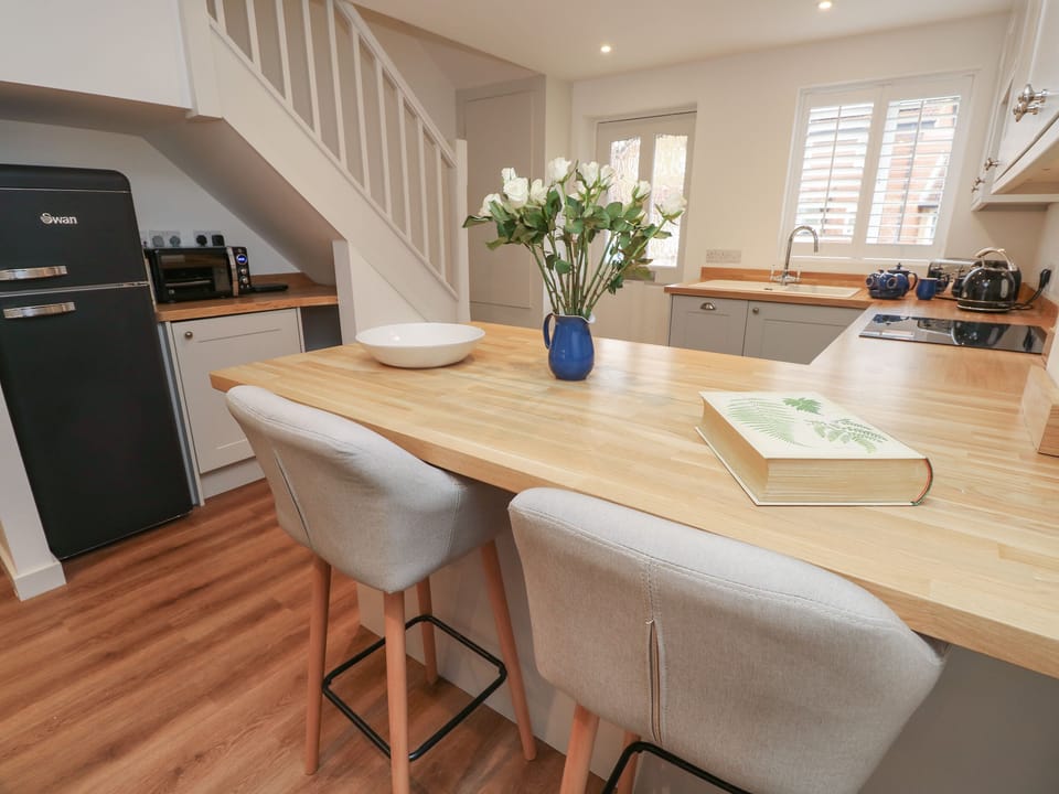 Fridge, dishwasher, electric kettle, toaster