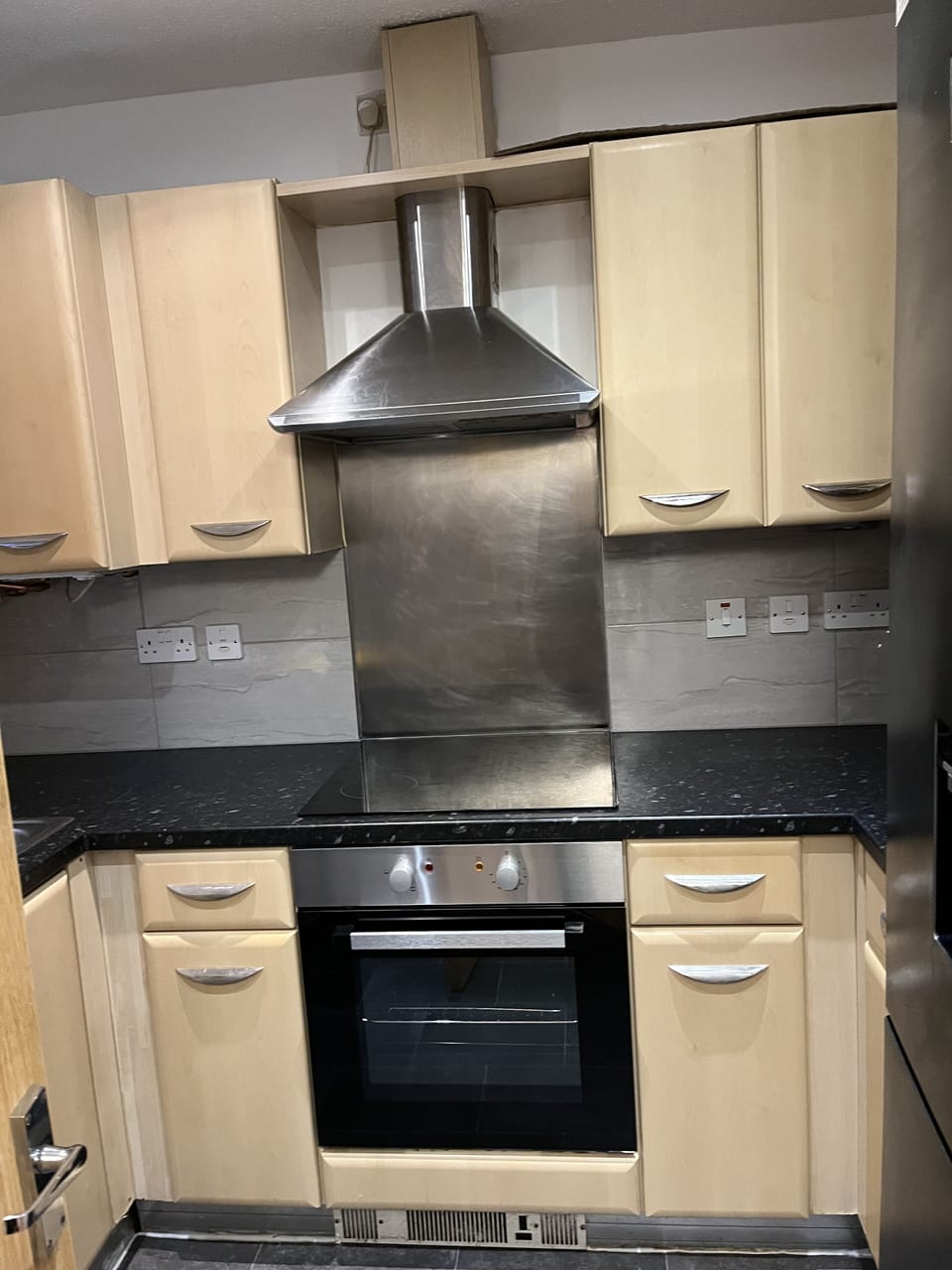 House | Private kitchen | Fridge, microwave, oven, electric kettle
