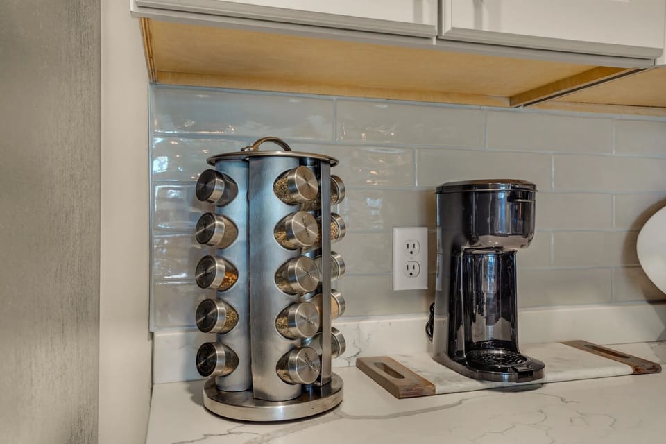 Spices and coffee maker 