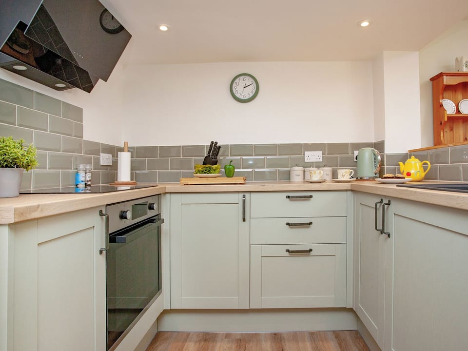Kitchen | Trelawney Cottage, St Austell