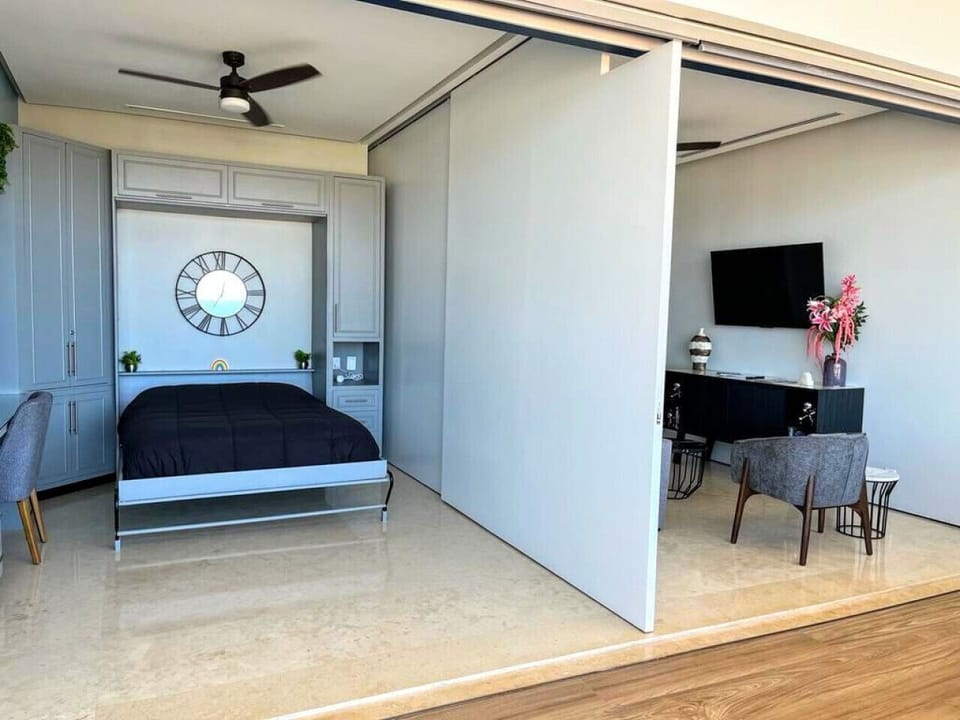 Guest Bedroom (Divider Up)