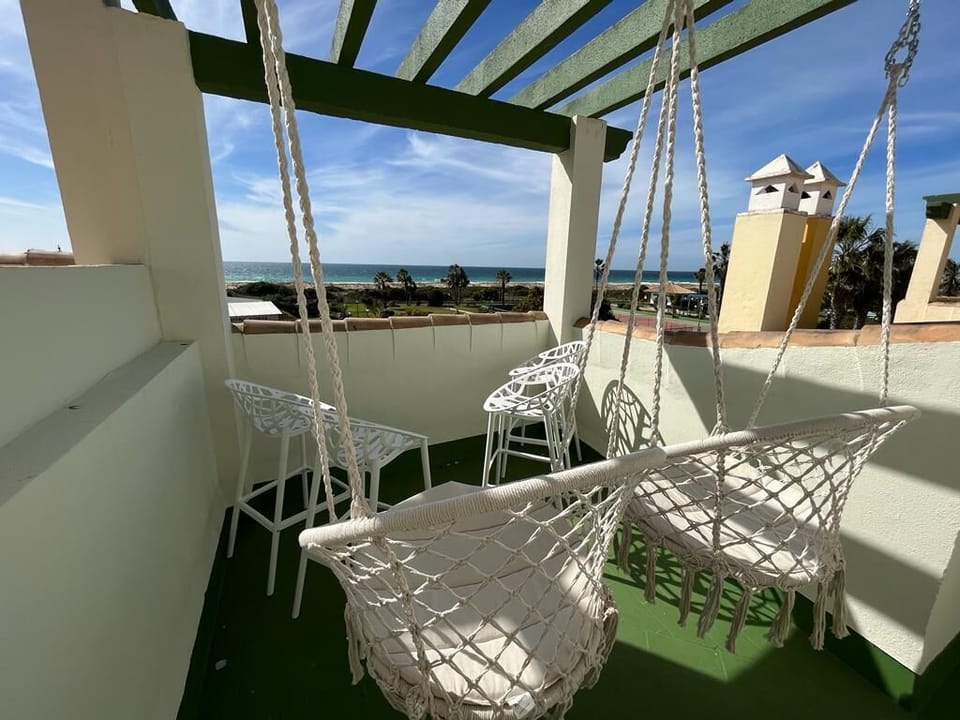 Endless Summer Upstairs Terrace