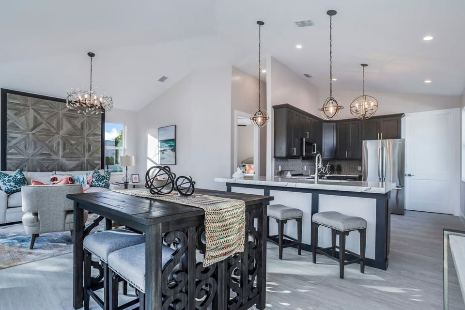 House, Multiple Bedrooms | Private kitchen | Coffee/tea maker, fridge, oven, toaster