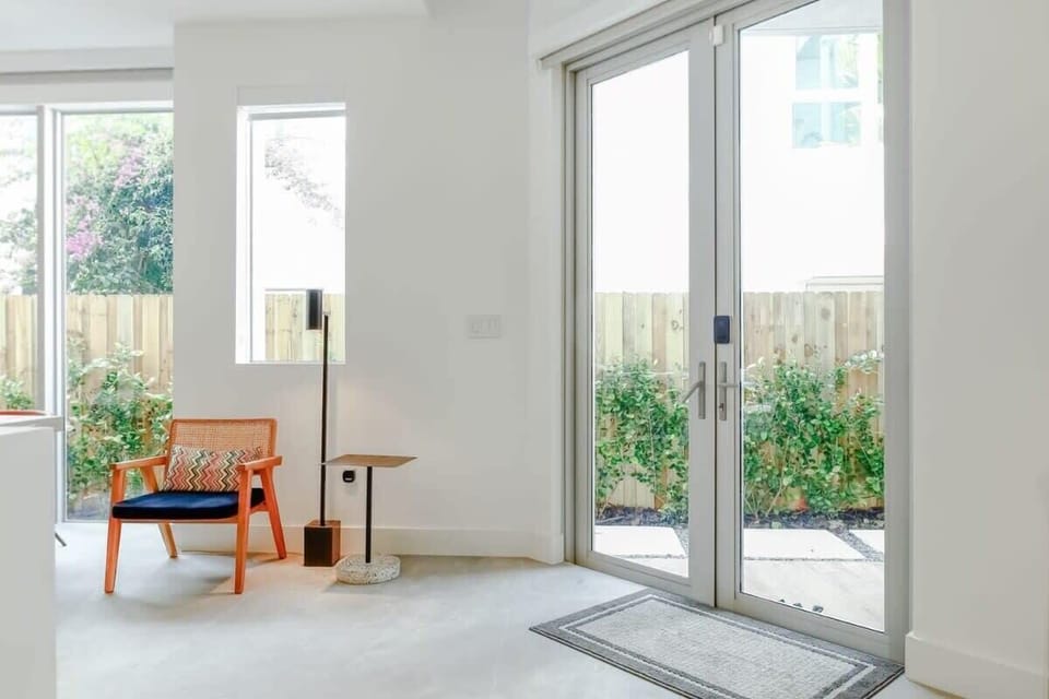 Serene spaces to lounge.