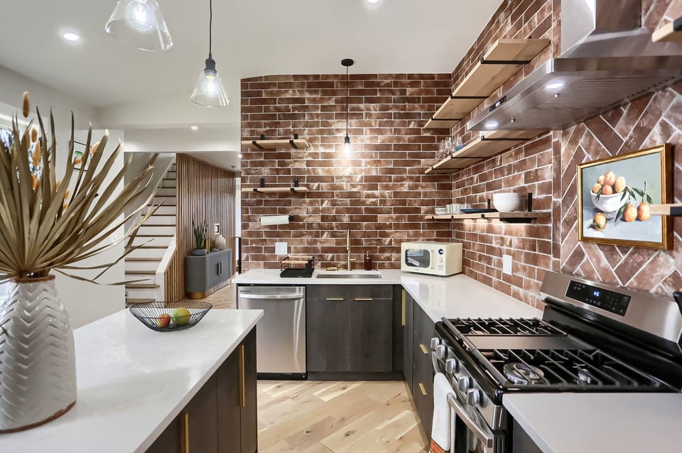 Cook some of your family's favorite recipes in this fully-equipped kitchen!