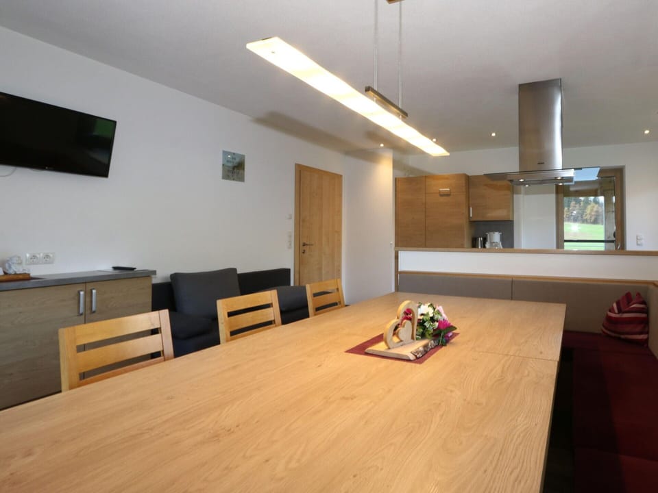 Apartment | Dining