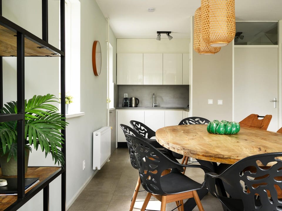 House | Dining