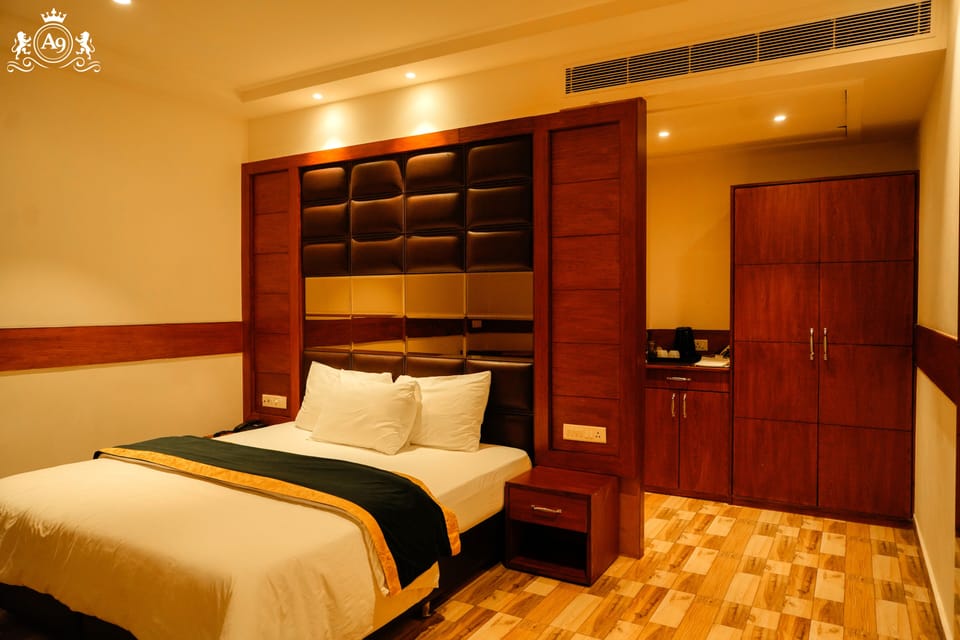 Premium Room | Soundproofing, free WiFi, bed sheets
