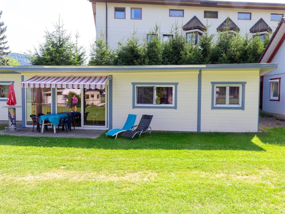 Bungalow | Exterior