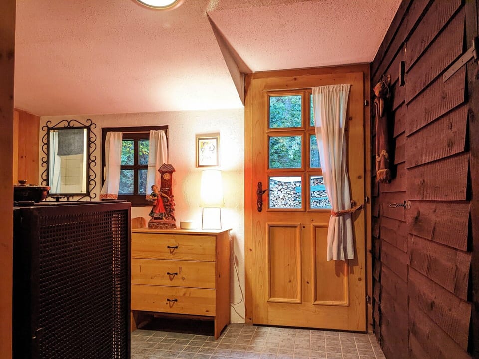 House | 2 bedrooms, individually furnished, bed sheets
